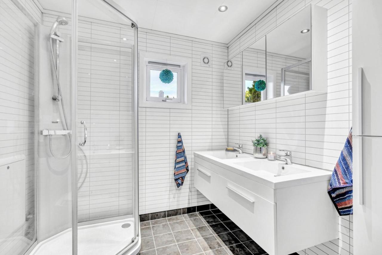 Private Room In Shared Apartment Тронхейм Экстерьер фото